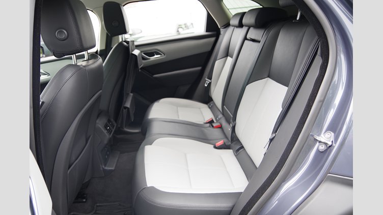 2024 認定中古車 Land Rover Range Rover Velar ヴァレジネブルー P400eプラグインハイブリッド（ガソリン） スタンダードホイールベース Dynamic SE