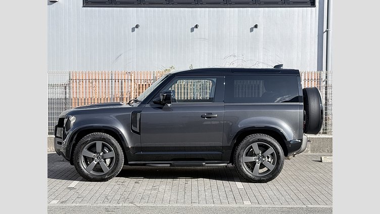 2024 認定中古車 Land Rover Defender 90 カルパチアングレイ D350 ディーゼルマイルドハイブリッド X-Dynamic HSE