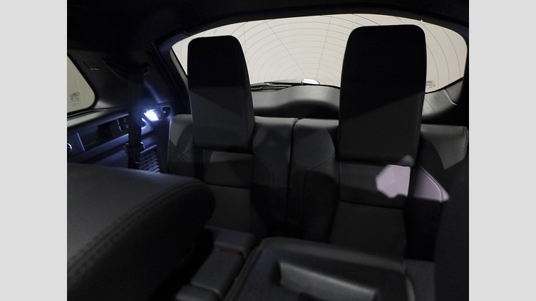 2025 認定中古車 Land Rover Discovery Sport ハクバシルバー D200マイルドハイブリッド（ディーゼル） 標準ホイール Dynamic SE