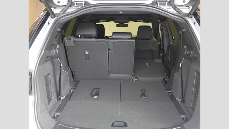 2025 認定中古車 Land Rover Discovery Sport ハクバシルバー D200マイルドハイブリッド（ディーゼル） 標準ホイール Dynamic SE