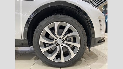 Discovery Sport 8