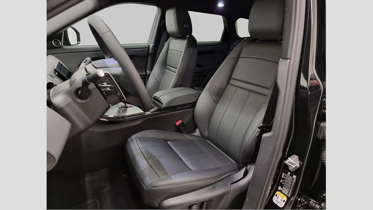 2025 Rabljena vozila Land Rover Range Rover Evoque Santorini Black D165 AWD AUTOMATIC MHEV DYNAMIC SE 