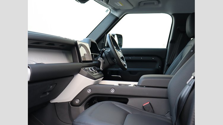 2023 認定中古車 Land Rover Defender 110 サントリーニブラック P525 AWD (AT) V8