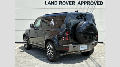 Defender 110 3