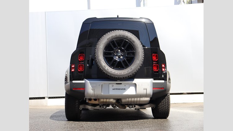 2023 認定中古車 Land Rover Defender 110 サントリーニブラック P525 AWD (AT) V8