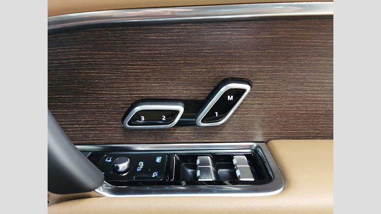 2025 認定中古車 Land Rover Range Rover ベルグレイヴィアグリーン P530 AWD（AT） スタンダードホイールベース Autobiography