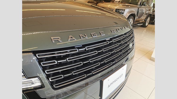 2025 認定中古車 Land Rover Range Rover ベルグレイヴィアグリーン P530 AWD（AT） スタンダードホイールベース Autobiography