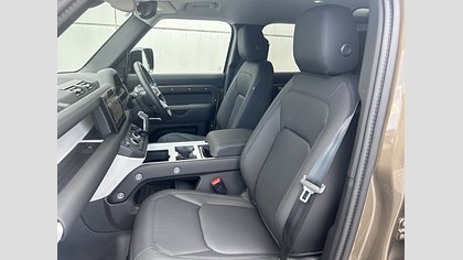 Defender 110 7
