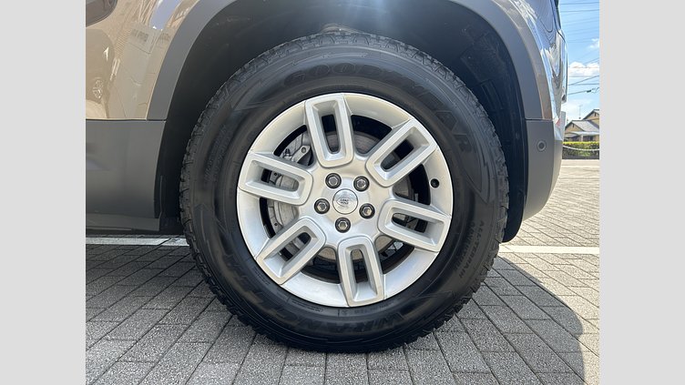2024 認定中古車 Land Rover Defender 110 Gondwana Stone 3.0 litre i6D​ S D350