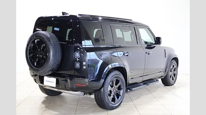 Defender 110 17