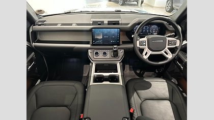 Defender 110 6