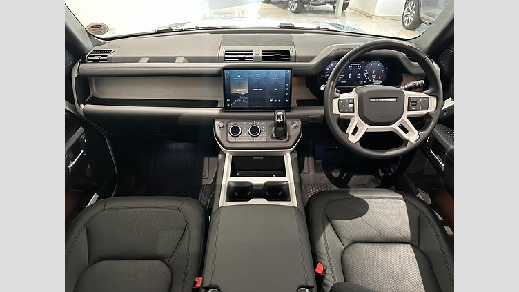 2025 Approved Land Rover Defender 110 Fuji White AWD X-Dynamic HSE 350PS Auto