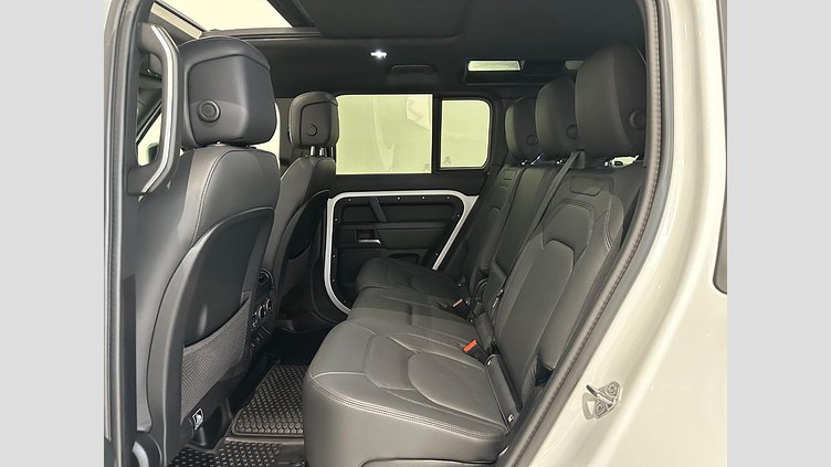 2025 Approved Land Rover Defender 110 Fuji White AWD X-Dynamic HSE 350PS Auto