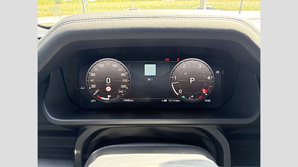 Defender 110 11