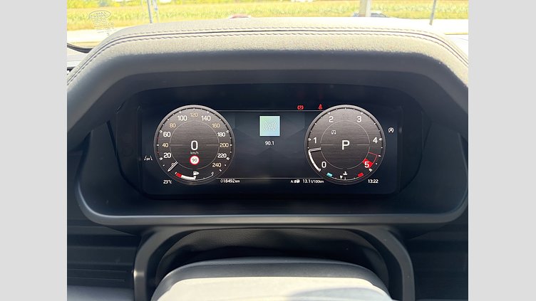 2025 Вживаний Land Rover Defender 110 Santorini Black 3.0 litre i6D​ X-Dynamic SE
