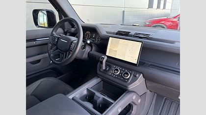 Defender 110 8