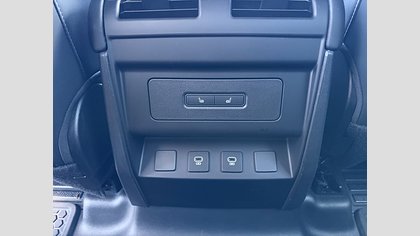 Defender 110 10
