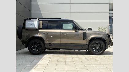 Defender 110 8