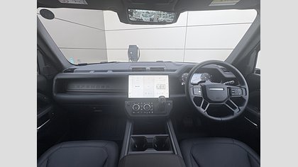 Defender 110 3