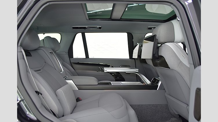 2024 อนุมัติ Land Rover Range Rover Carpathian Grey 3.0 L PHEV​ Range Rover SV LWB 3.0L PHEV 460PS 