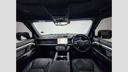 Defender 130 3