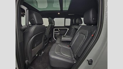 Defender 110 4