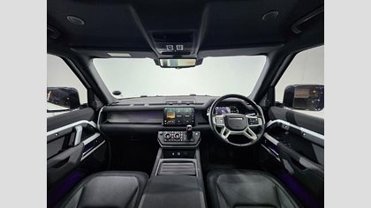 Defender 110 3