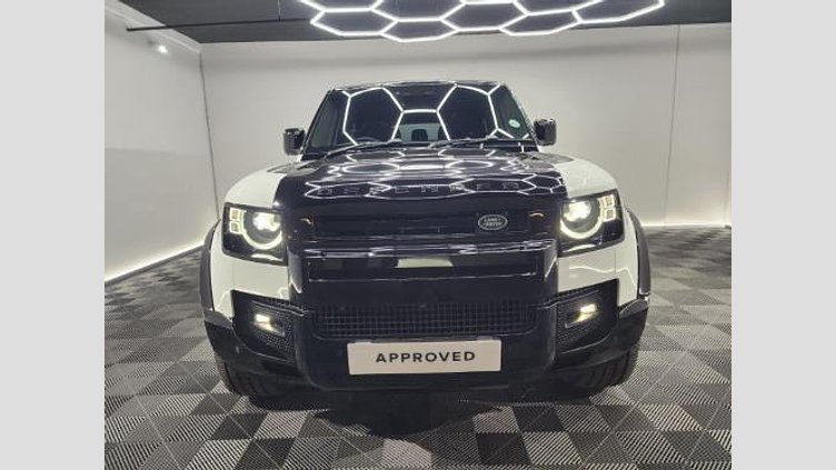 2025 Approved Land Rover Defender 130 Fuji White D350 X-Dynamic HSE D350 X-Dynamic HSE