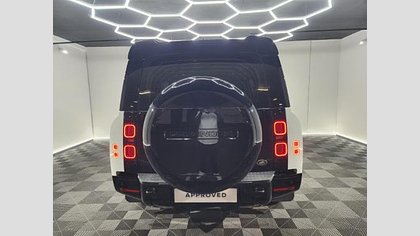 Defender 130 6