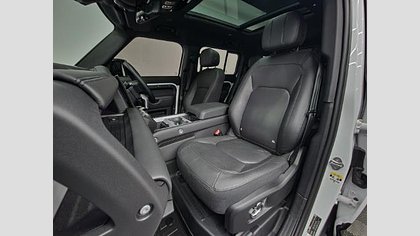 Defender 130 2