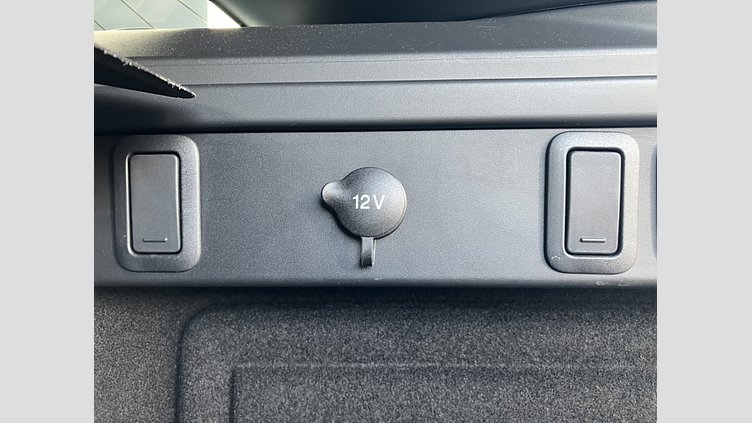 2019 認定中古車 Land Rover Range Rover Velar シリコンシルバー P250 R-DYNAMIC SE