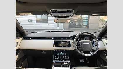 Range Rover Velar 3