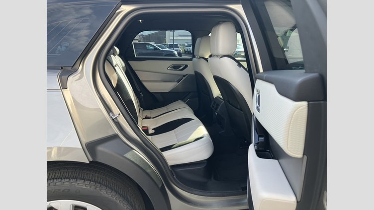 2019 認定中古車 Land Rover Range Rover Velar シリコンシルバー P250 R-DYNAMIC SE