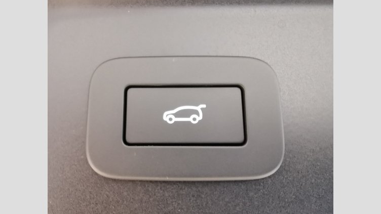 2025 認定中古車 Land Rover Range Rover Velar Charente Grey 2.0L AJ200P Hi PHEV ダイナミックSE　P400e