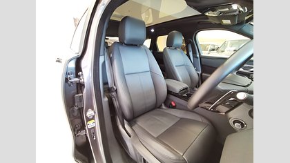 Range Rover Velar 17