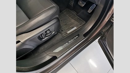 Range Rover Velar 38