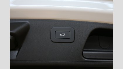 E-Pace 18