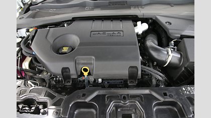E-Pace 42