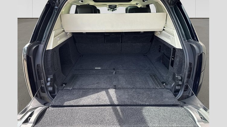 2023 Approved Land Rover Range Rover Belgravia Green PHEV P550e Autobiography