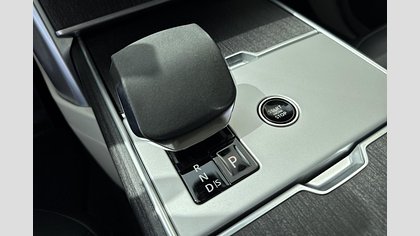 Range Rover 15