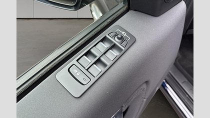 Discovery Sport 11