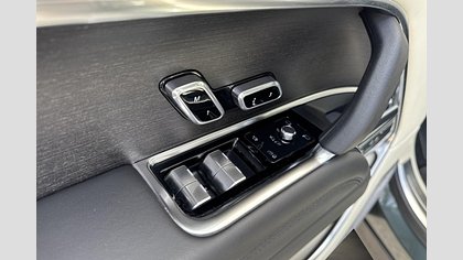 Range Rover 11
