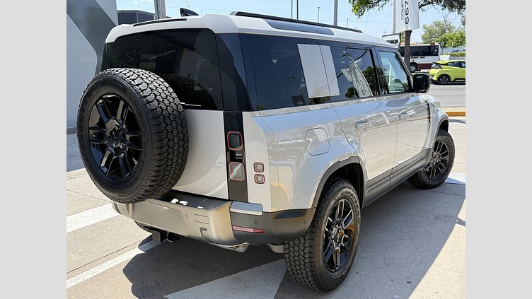 2025 Seminuevos Approved Land Rover Defender 110 Borasco Grey P400 Gasolina MHEV S