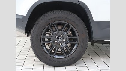 Defender 110 14
