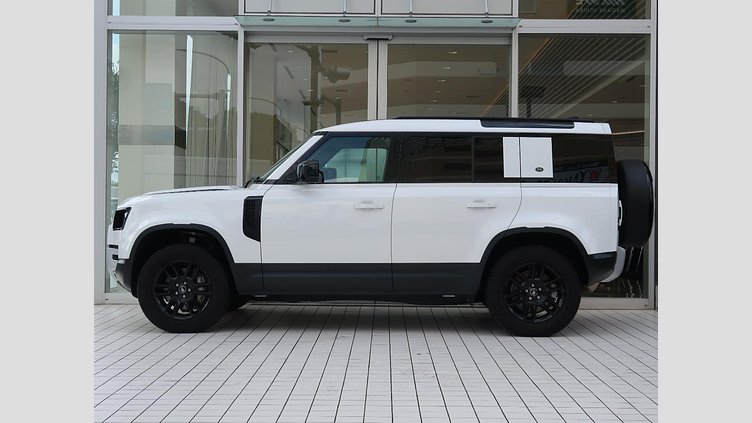 2023 認定中古車 Land Rover Defender 110 フジホワイト D300 AWD（AT） S