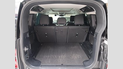 Defender 110 51
