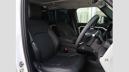 Defender 110 29