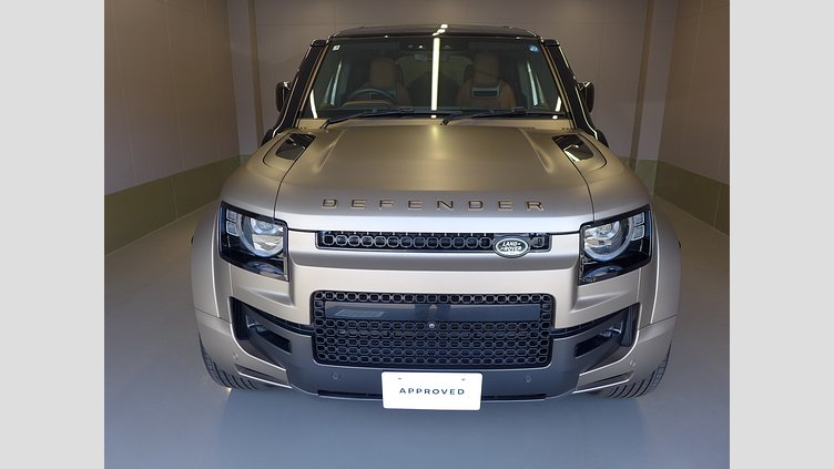 2025 認定中古車 Land Rover Defender 110 ペトラカッパー P635 ガソリンV8マイルドハイブリッド OCTA