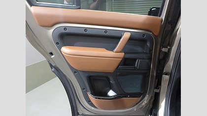 Defender 110 30