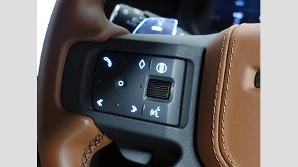 Defender 110 53